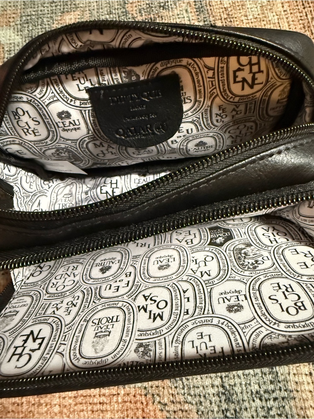 Diptyque Paris Amenity Bag faux leather